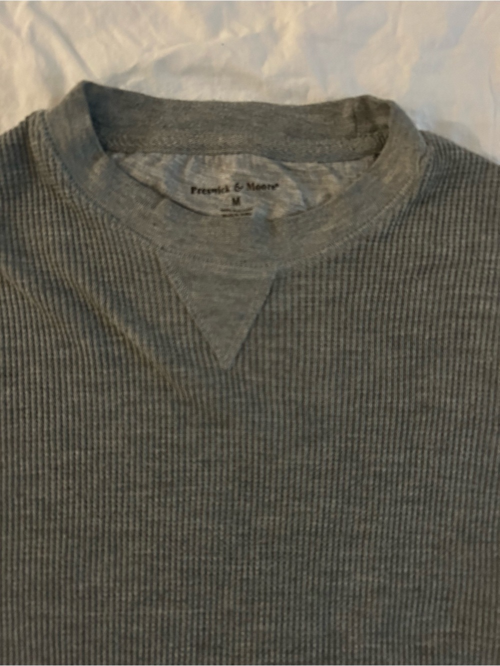 Preswick & Moore Heather Gray Ribbed Crew Sweatshirt - Picture 2 of 13